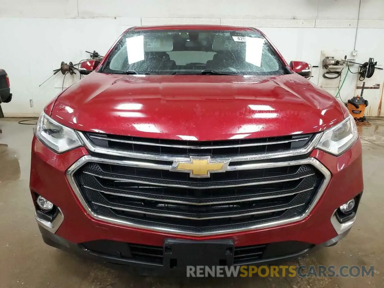 5 fotografías del automóvil dañado 1GNEVGKW6KJ307842 CHEVROLET TRAVERSE 2019