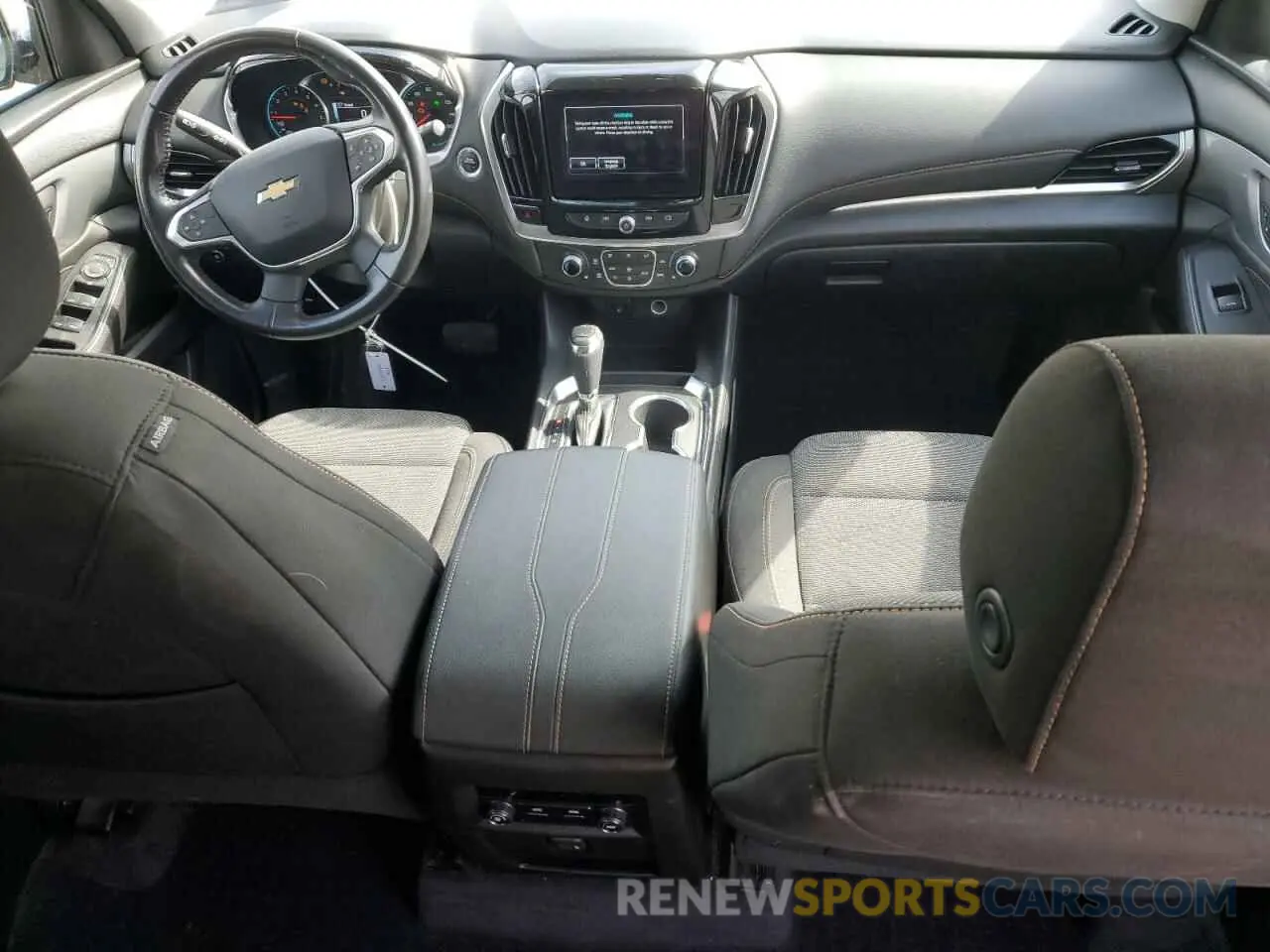8 fotografías del automóvil dañado 1GNEVGKW7KJ288976 CHEVROLET TRAVERSE 2019