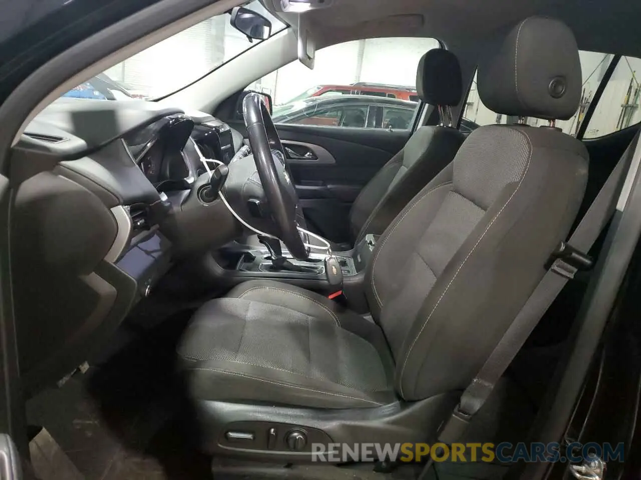 7 fotografías del automóvil dañado 1GNEVGKW9KJ236314 CHEVROLET TRAVERSE 2019