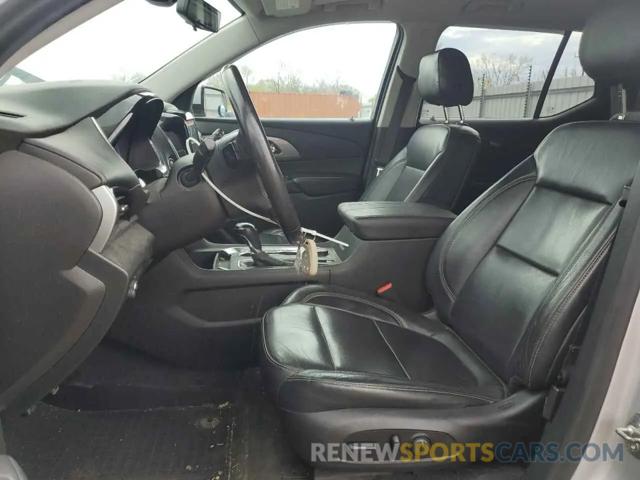 7 fotografías del automóvil dañado 1GNEVHKW0KJ209699 CHEVROLET TRAVERSE 2019