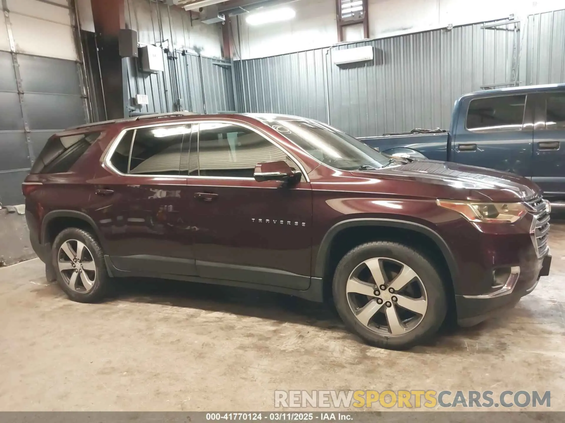 14 fotografías del automóvil dañado 1GNEVHKW1KJ192850 CHEVROLET TRAVERSE 2019