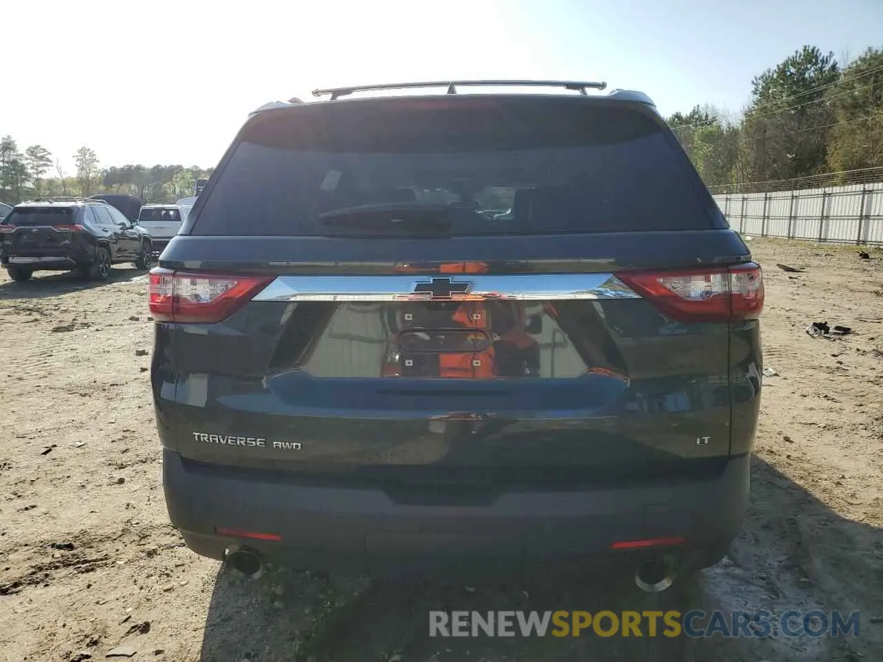 6 fotografías del automóvil dañado 1GNEVHKW2KJ170954 CHEVROLET TRAVERSE 2019