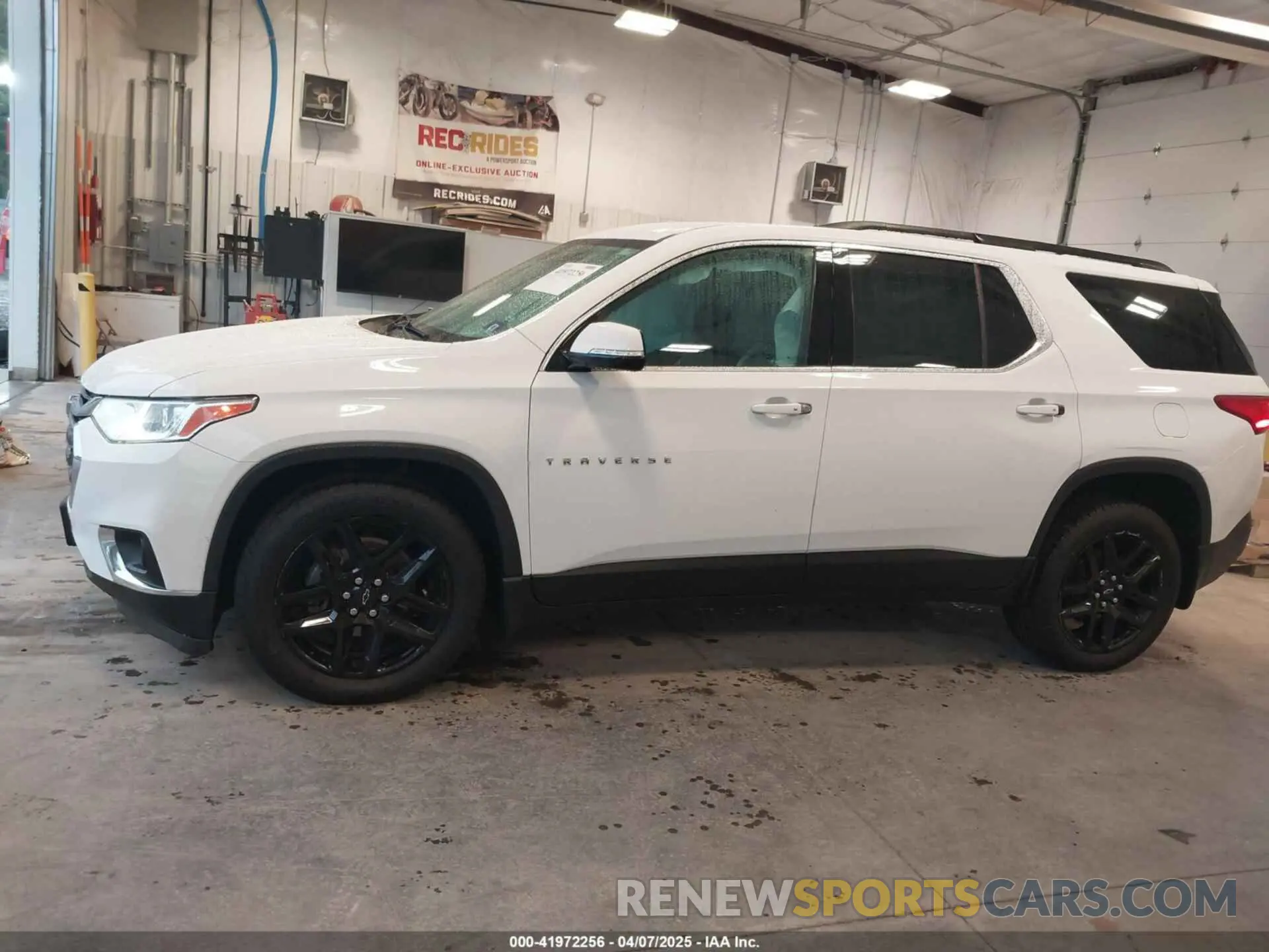 14 fotografías del automóvil dañado 1GNEVHKW2KJ208800 CHEVROLET TRAVERSE 2019