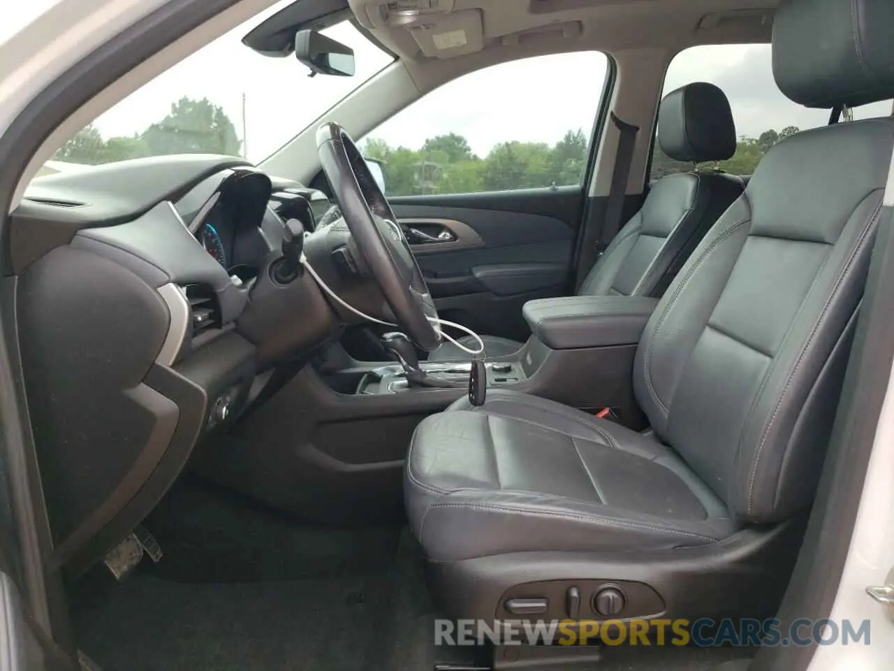 7 fotografías del automóvil dañado 1GNEVHKW3KJ118412 CHEVROLET TRAVERSE 2019