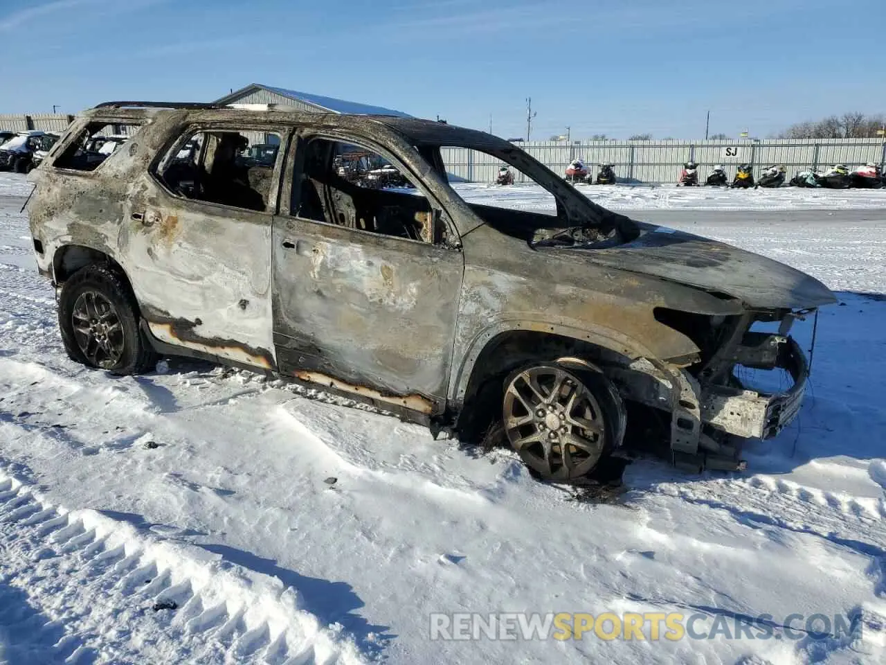 4 fotografías del automóvil dañado 1GNEVHKW5KJ170866 CHEVROLET TRAVERSE 2019