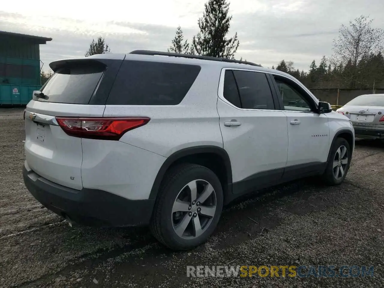 3 fotografías del automóvil dañado 1GNEVHKW5KJ297715 CHEVROLET TRAVERSE 2019