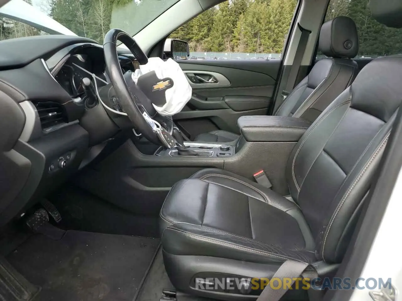 7 fotografías del automóvil dañado 1GNEVHKW5KJ297715 CHEVROLET TRAVERSE 2019