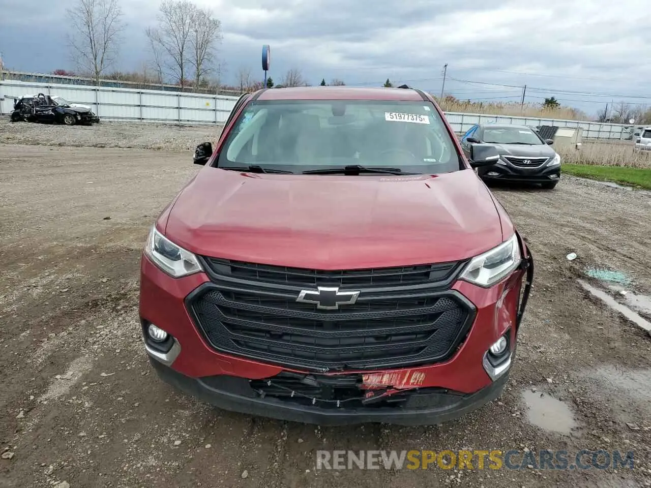 5 fotografías del automóvil dañado 1GNEVHKW5KJ315582 CHEVROLET TRAVERSE 2019