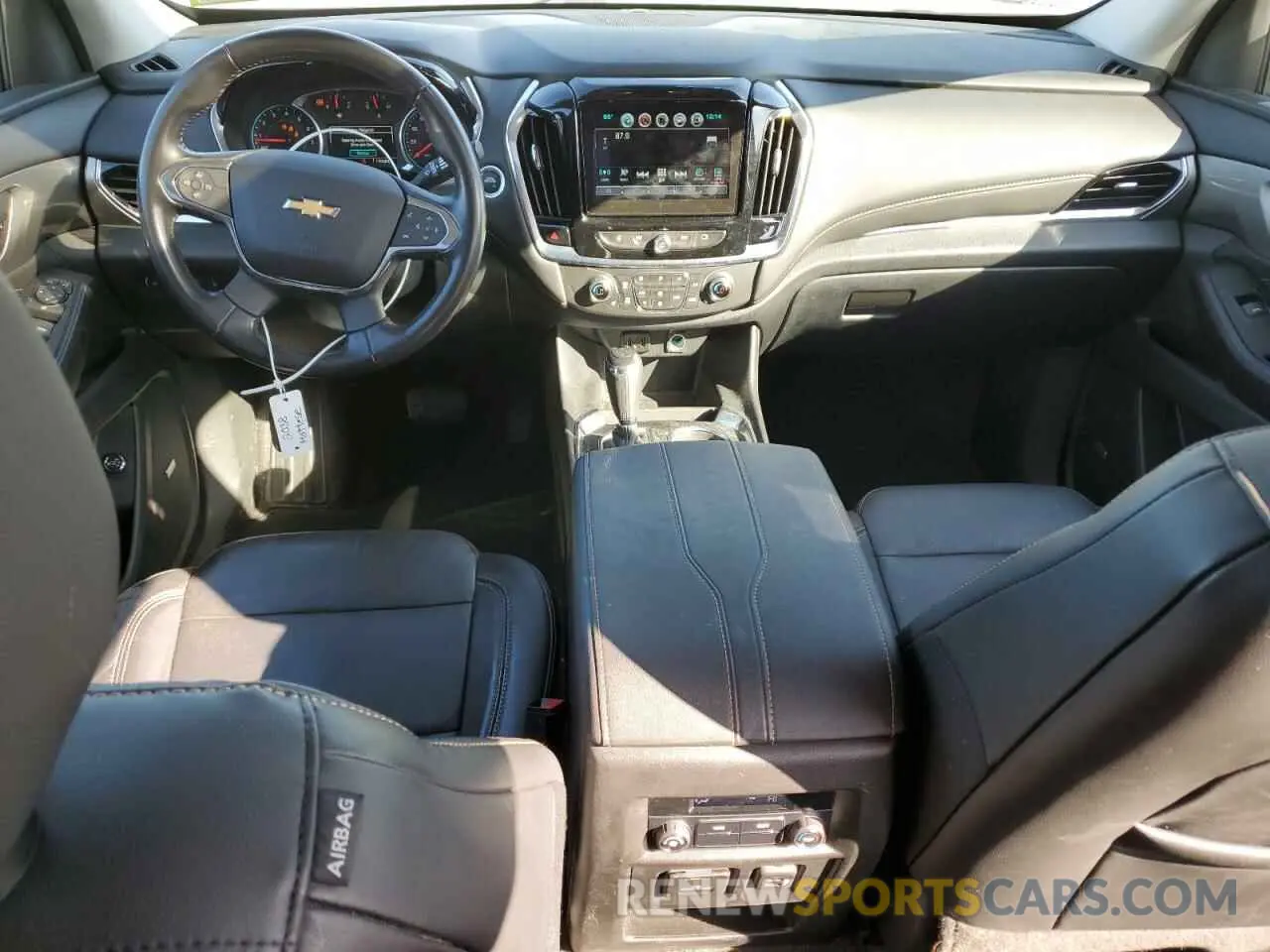 8 fotografías del automóvil dañado 1GNEVHKW6KJ206760 CHEVROLET TRAVERSE 2019