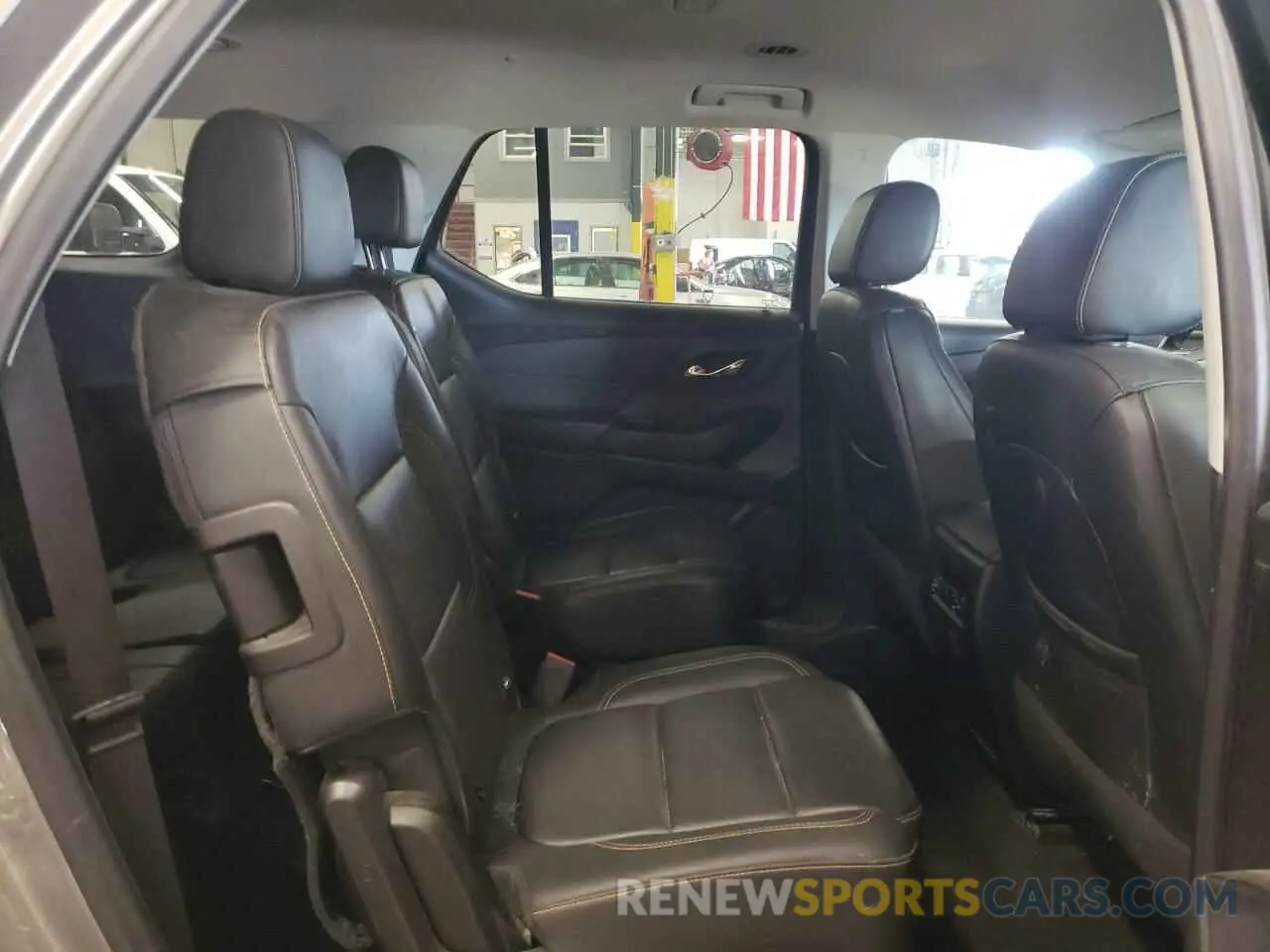 11 fotografías del automóvil dañado 1GNEVHKW6KJ249799 CHEVROLET TRAVERSE 2019