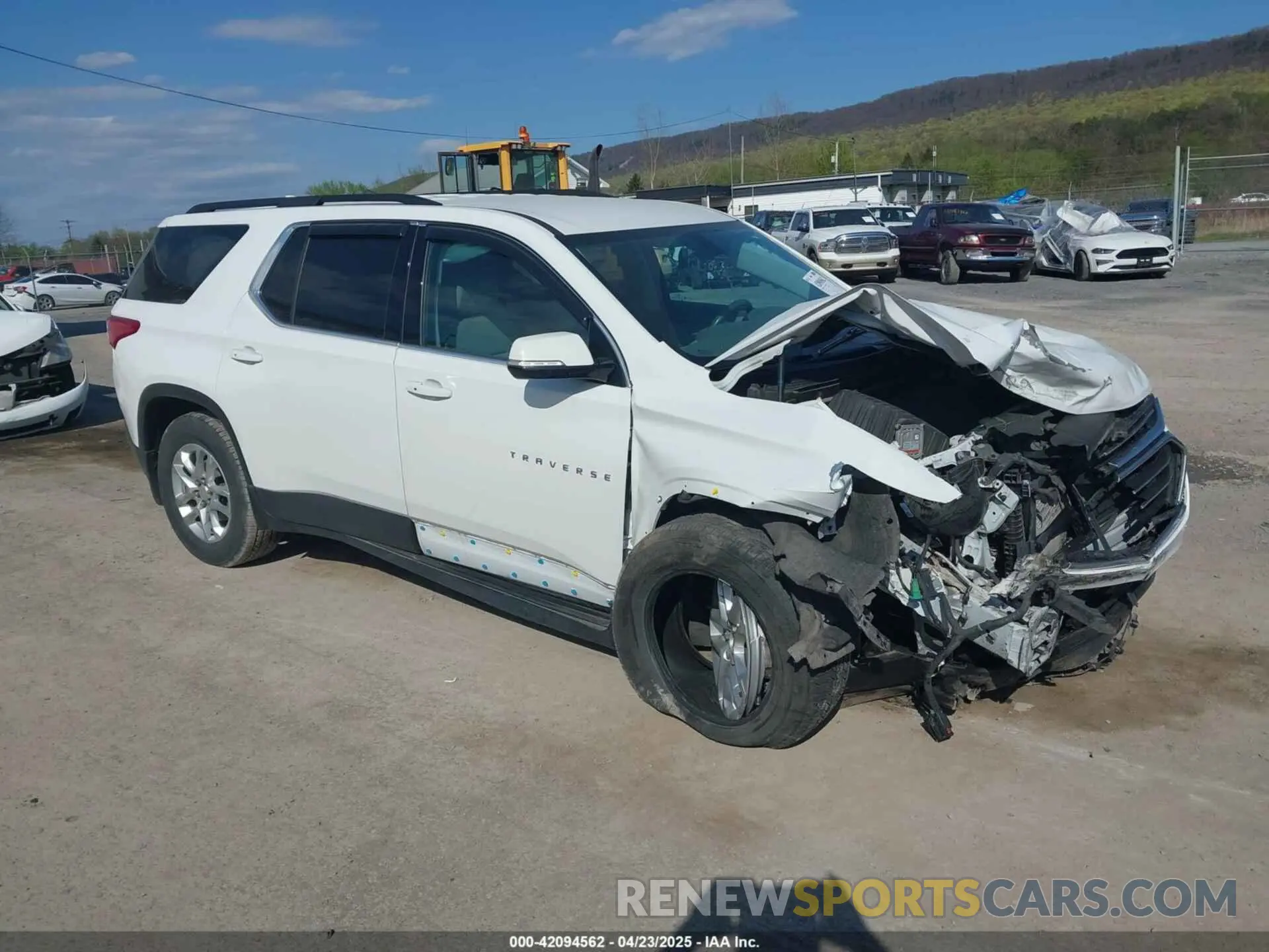 1 fotografías del automóvil dañado 1GNEVHKW8KJ197737 CHEVROLET TRAVERSE 2019
