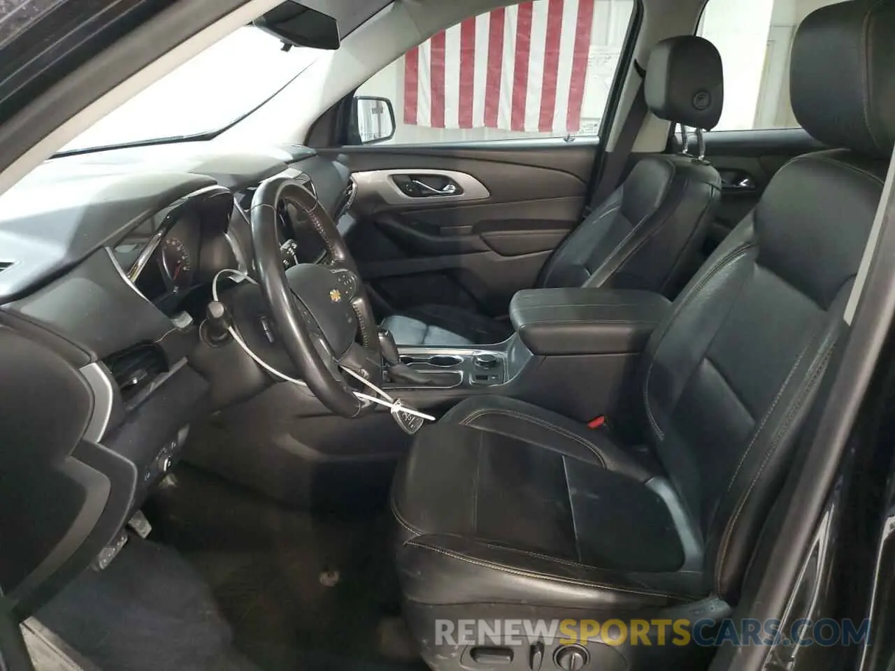 7 fotografías del automóvil dañado 1GNEVHKW8KJ215668 CHEVROLET TRAVERSE 2019