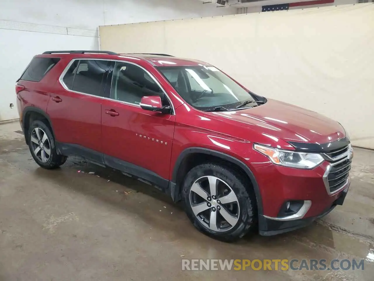 4 fotografías del automóvil dañado 1GNEVHKW9KJ128572 CHEVROLET TRAVERSE 2019