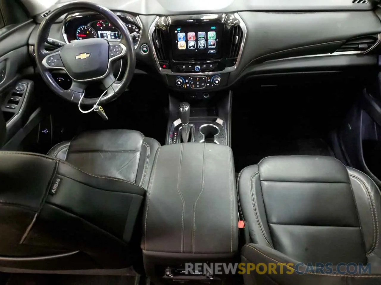8 fotografías del automóvil dañado 1GNEVHKW9KJ128572 CHEVROLET TRAVERSE 2019