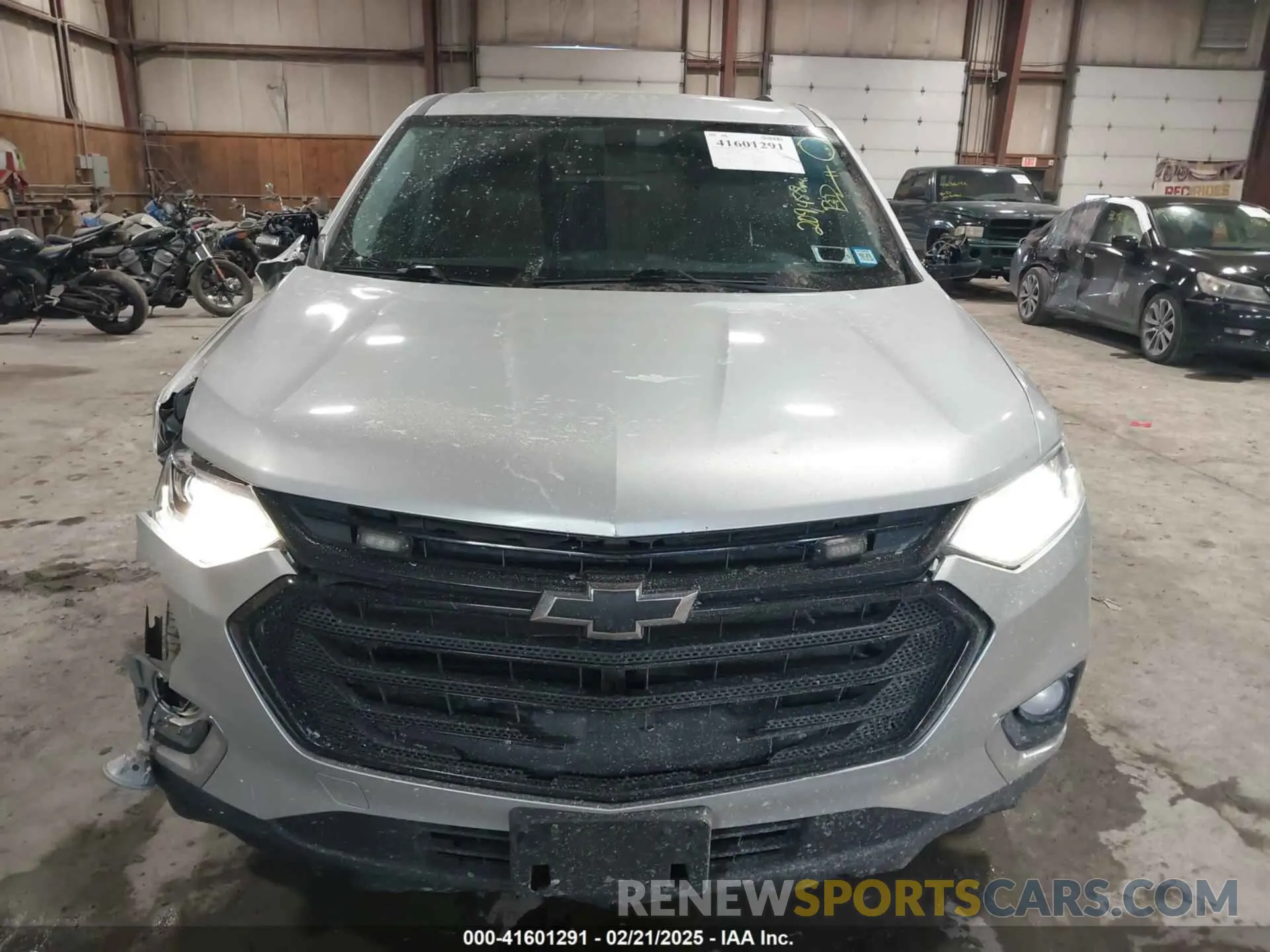 12 fotografías del automóvil dañado 1GNEVHKW9KJ174998 CHEVROLET TRAVERSE 2019