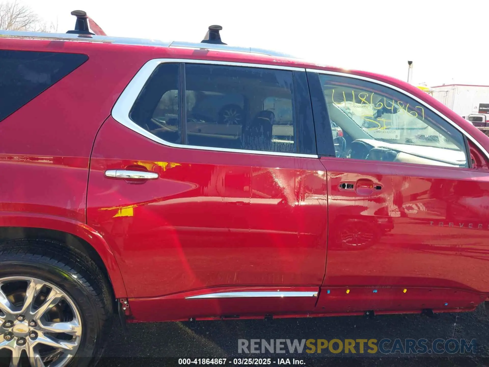 14 fotografías del automóvil dañado 1GNEVJKW1KJ114107 CHEVROLET TRAVERSE 2019