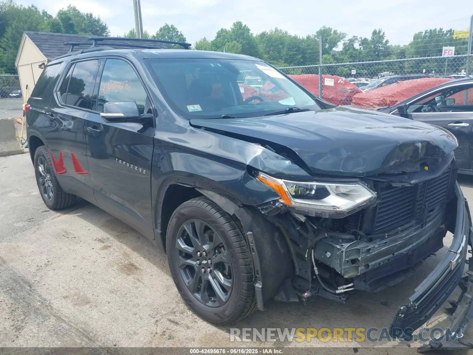1 fotografías del automóvil dañado 1GNEVJKW1KJ128749 CHEVROLET TRAVERSE 2019