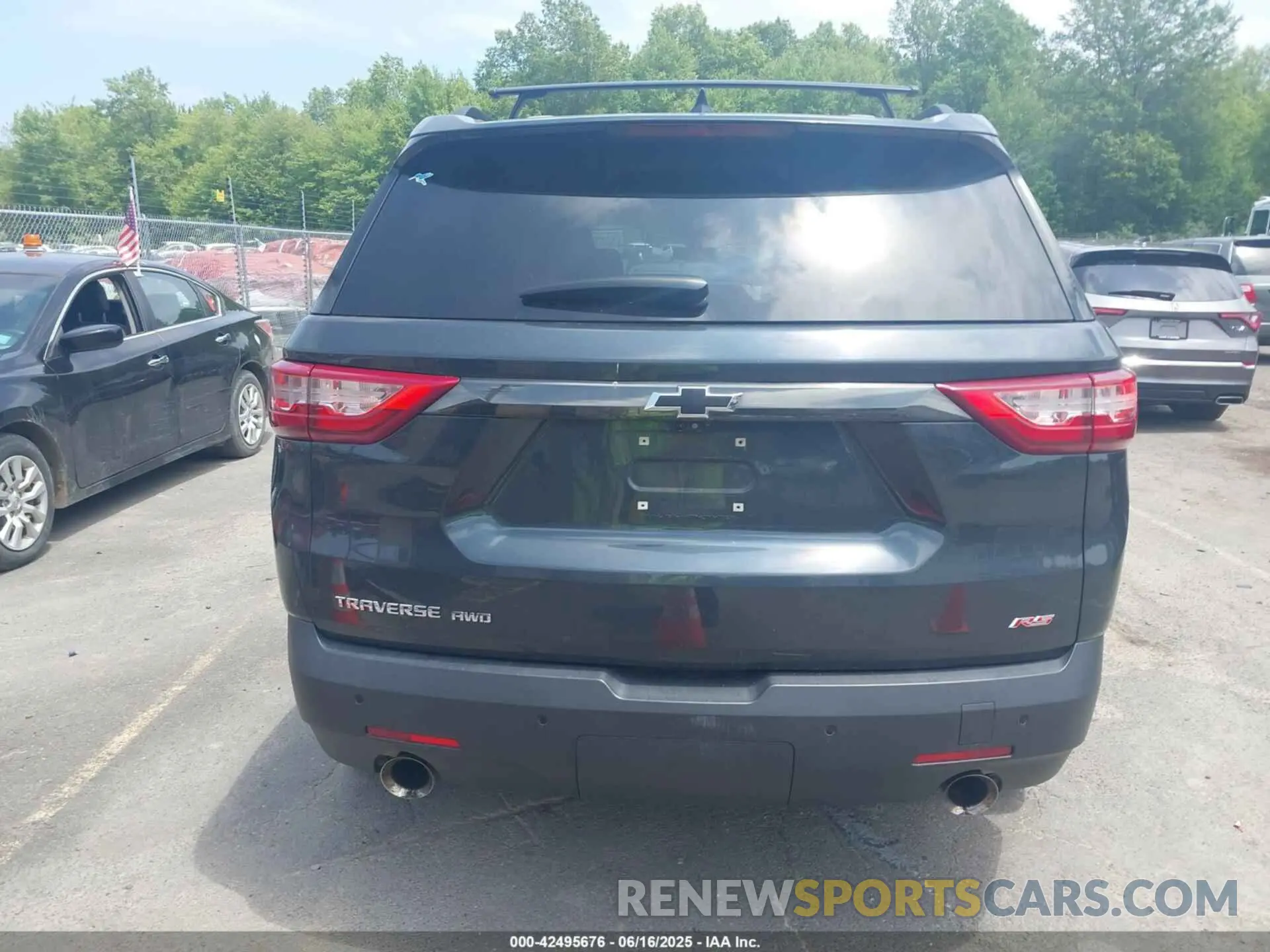 16 fotografías del automóvil dañado 1GNEVJKW1KJ128749 CHEVROLET TRAVERSE 2019