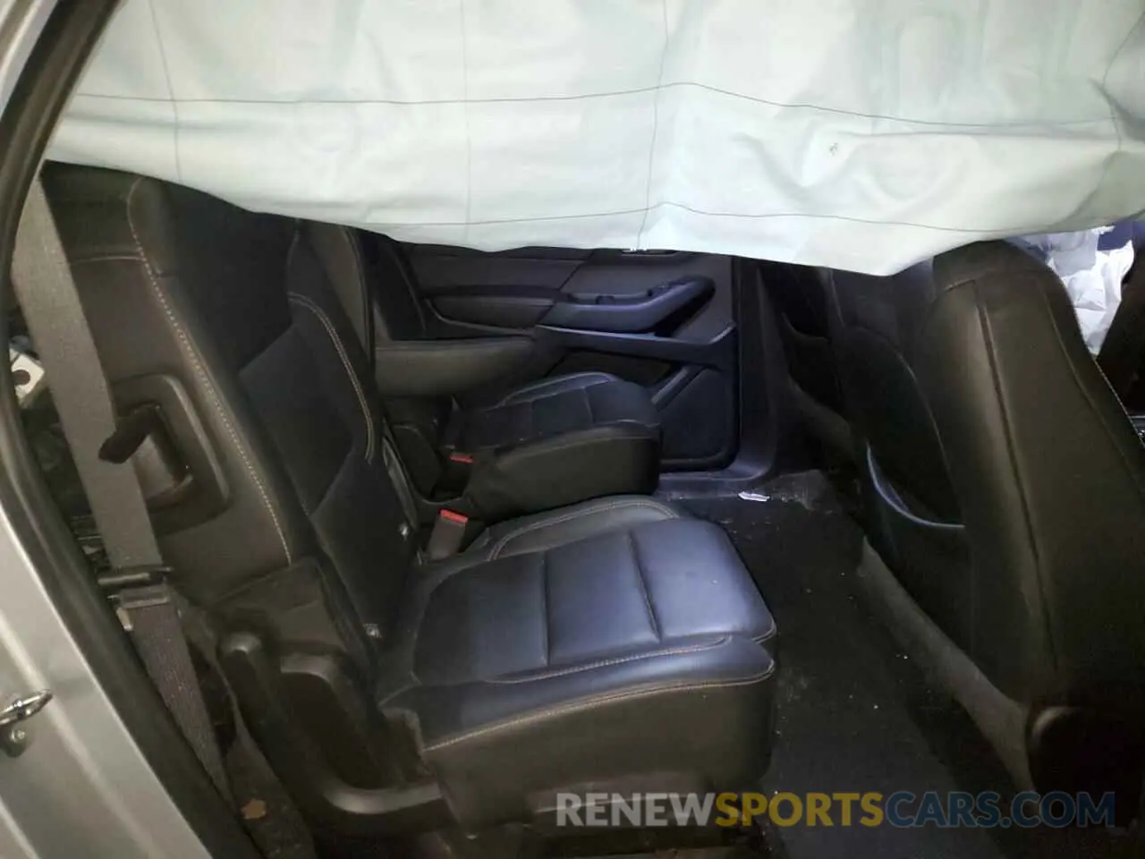 10 fotografías del automóvil dañado 1GNEVJKW4KJ270951 CHEVROLET TRAVERSE 2019