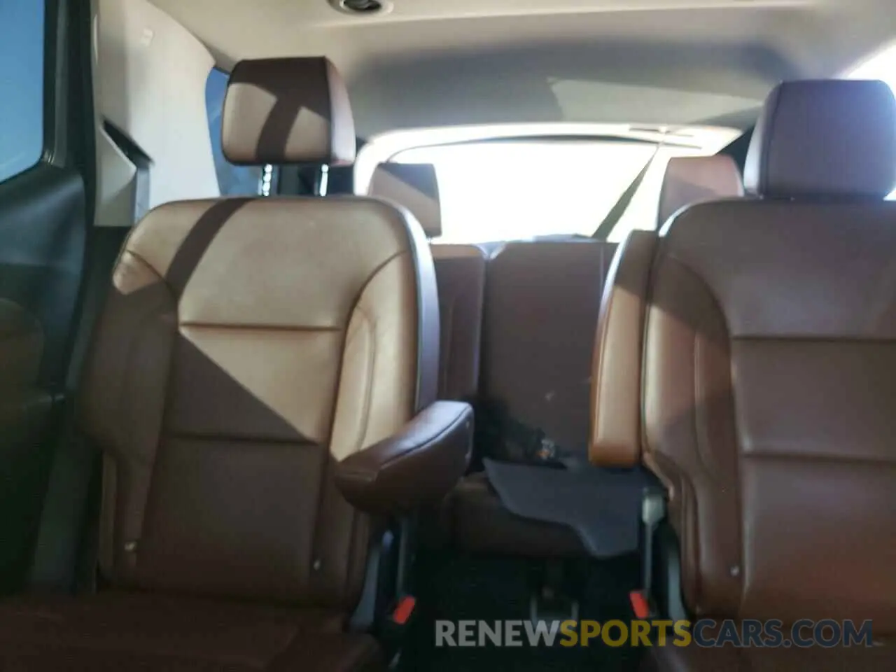 10 fotografías del automóvil dañado 1GNEVJKW9KJ201768 CHEVROLET TRAVERSE 2019