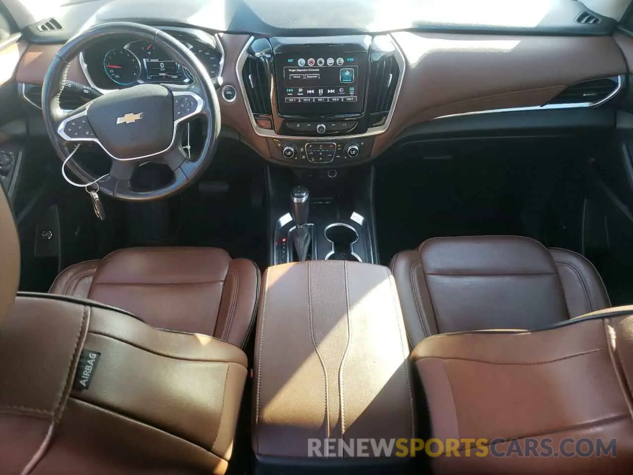 8 fotografías del automóvil dañado 1GNEVJKW9KJ201768 CHEVROLET TRAVERSE 2019