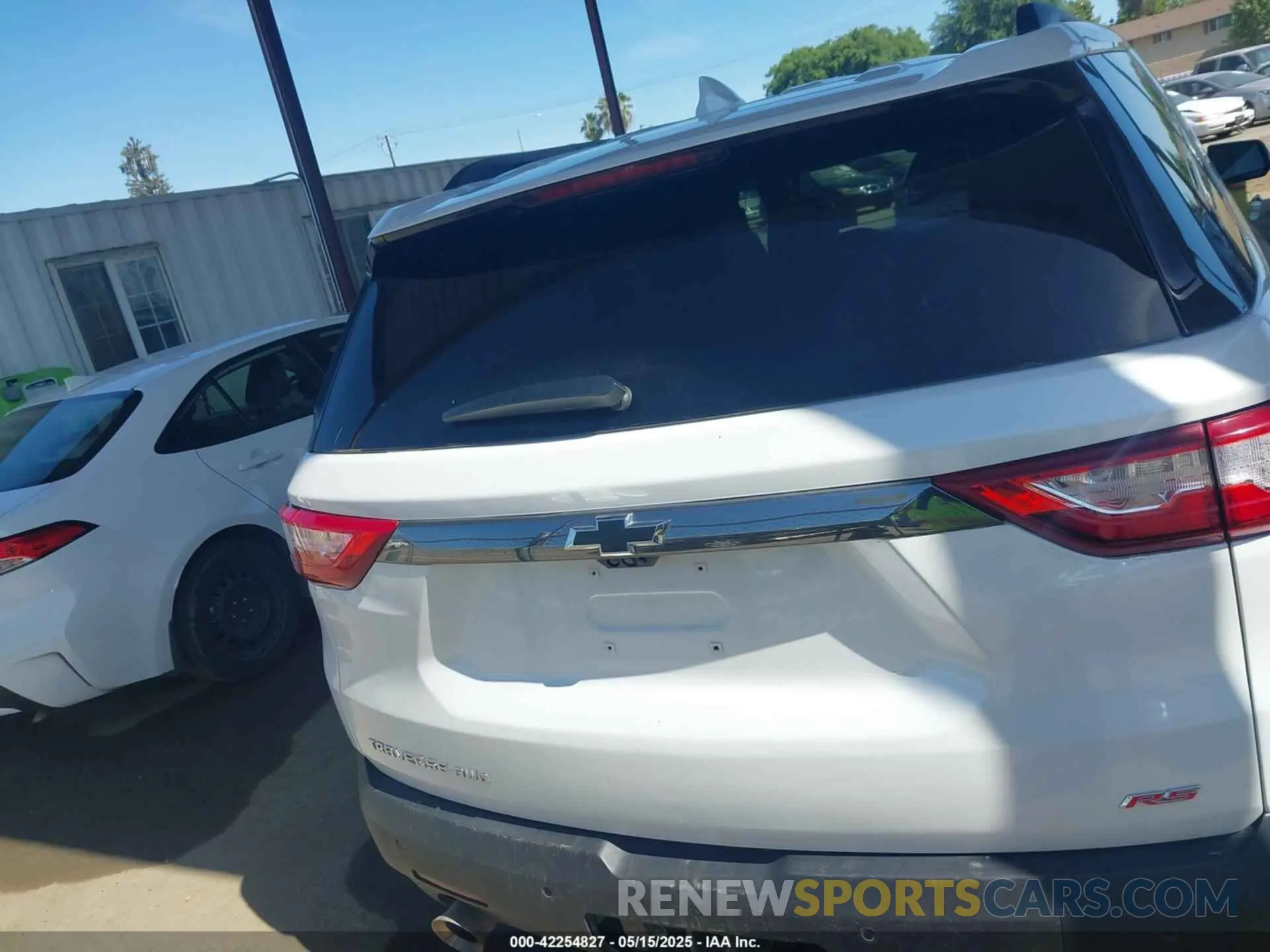 16 fotografías del automóvil dañado 1GNEVJKW9KJ238366 CHEVROLET TRAVERSE 2019