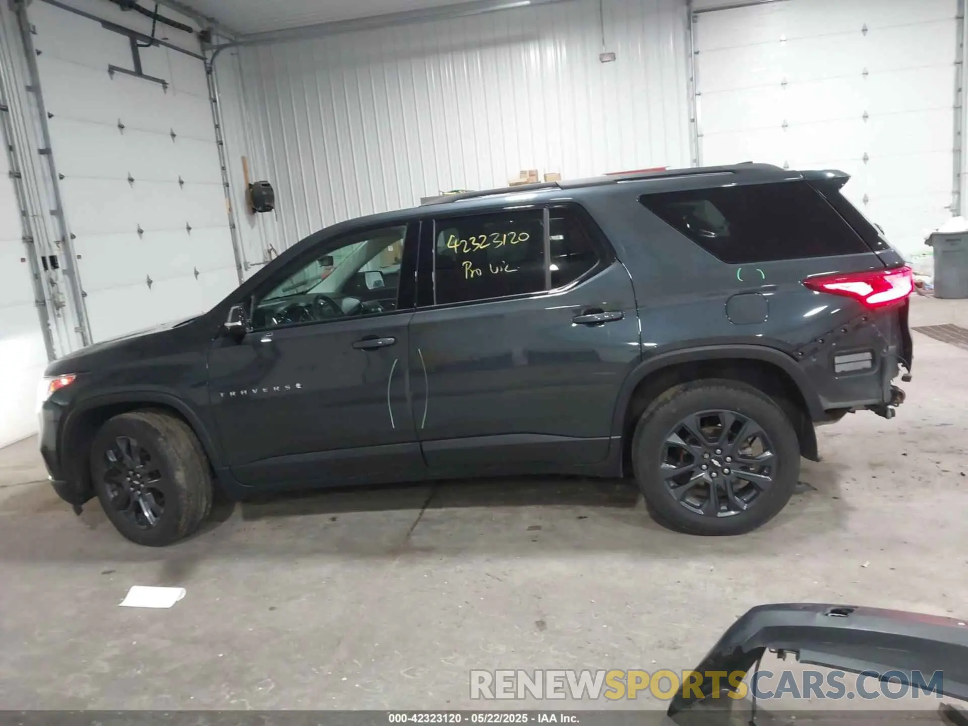 14 fotografías del automóvil dañado 1GNEVJKW9KJ276437 CHEVROLET TRAVERSE 2019