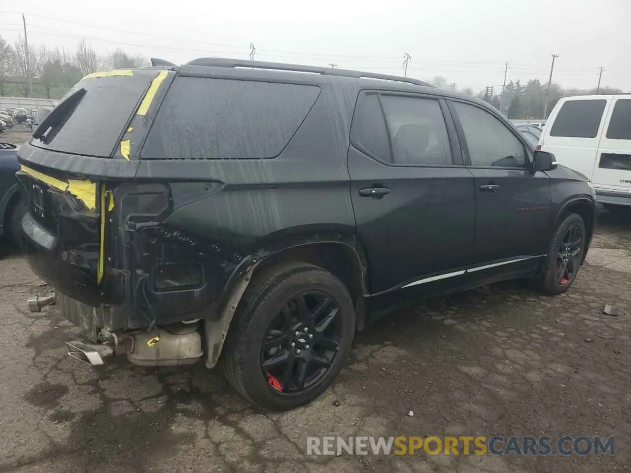 3 fotografías del automóvil dañado 1GNEVKKW0KJ262478 CHEVROLET TRAVERSE 2019