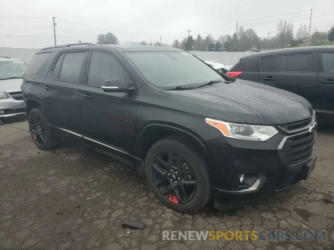 4 fotografías del automóvil dañado 1GNEVKKW0KJ262478 CHEVROLET TRAVERSE 2019
