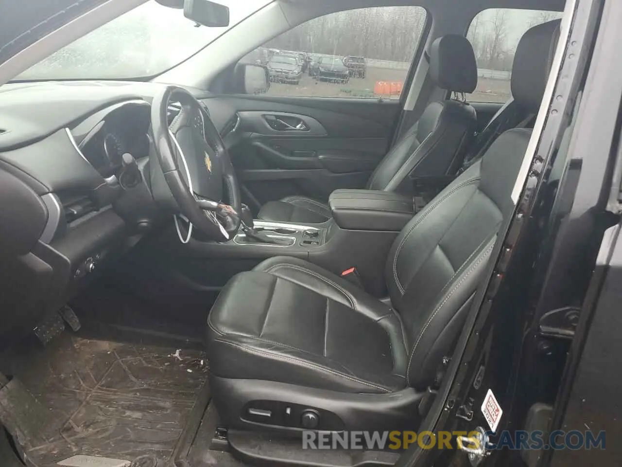 7 fotografías del automóvil dañado 1GNEVKKW0KJ262478 CHEVROLET TRAVERSE 2019