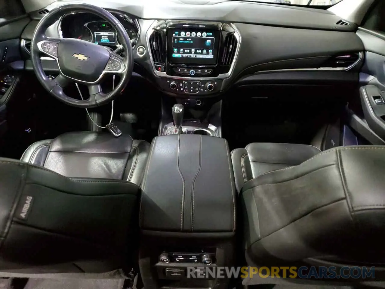8 fotografías del automóvil dañado 1GNEVKKW1KJ233314 CHEVROLET TRAVERSE 2019