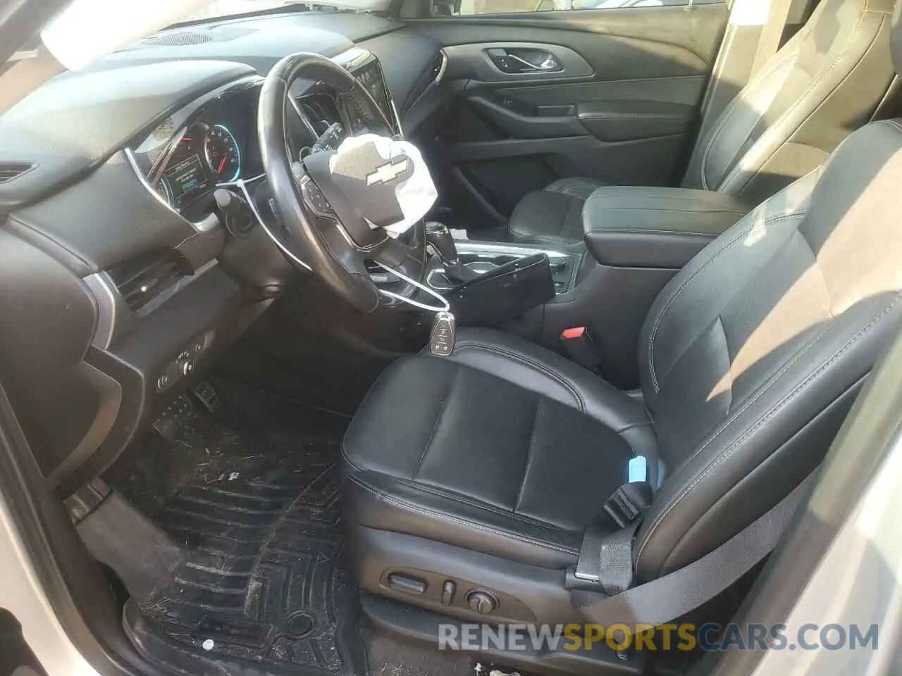 7 fotografías del automóvil dañado 1GNEVKKW4KJ224624 CHEVROLET TRAVERSE 2019