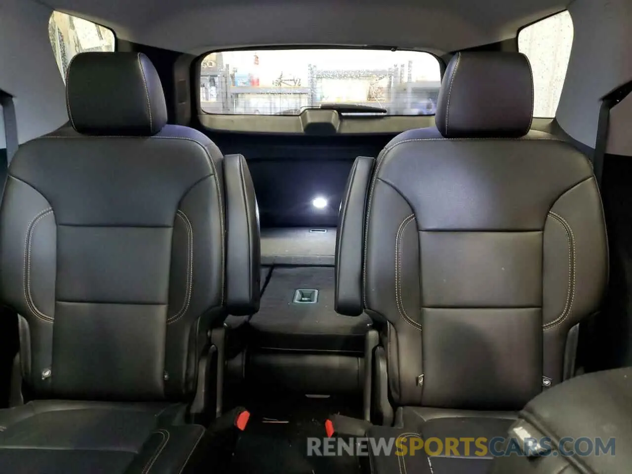 10 fotografías del automóvil dañado 1GNEVKKW6KJ181260 CHEVROLET TRAVERSE 2019