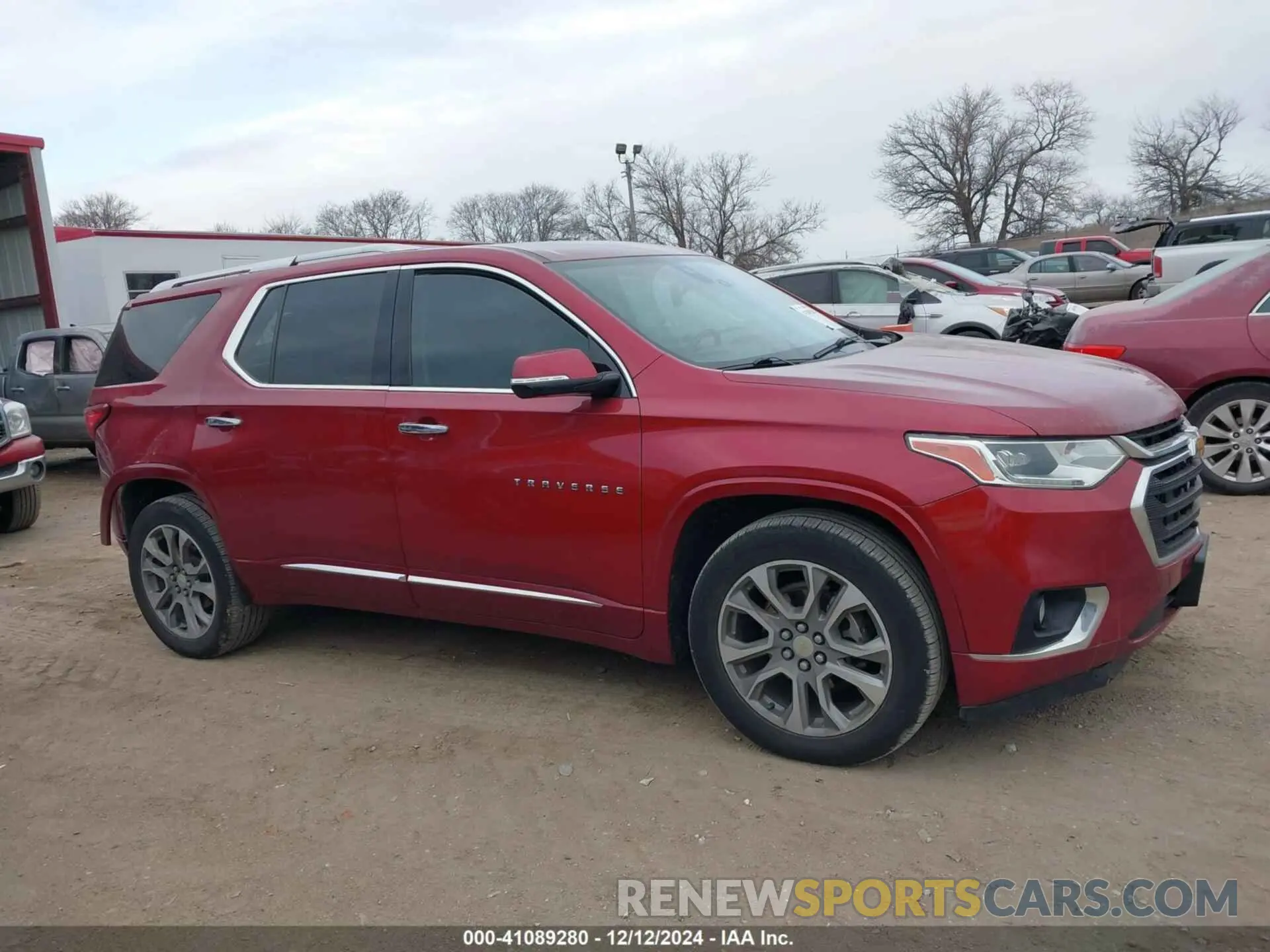 13 fotografías del automóvil dañado 1GNEVKKW6KJ226097 CHEVROLET TRAVERSE 2019