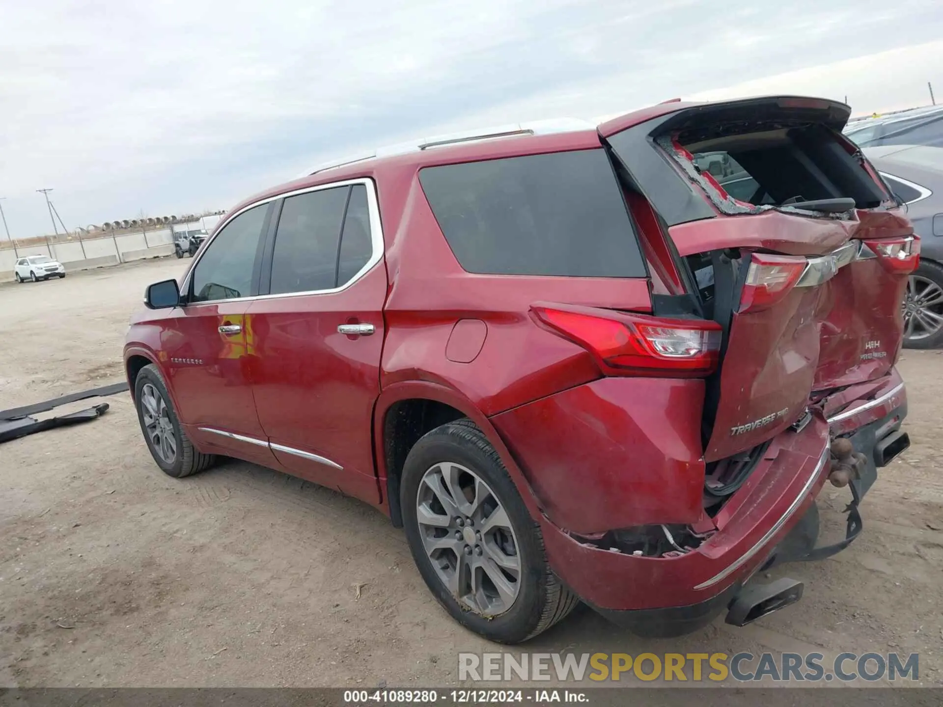 14 fotografías del automóvil dañado 1GNEVKKW6KJ226097 CHEVROLET TRAVERSE 2019