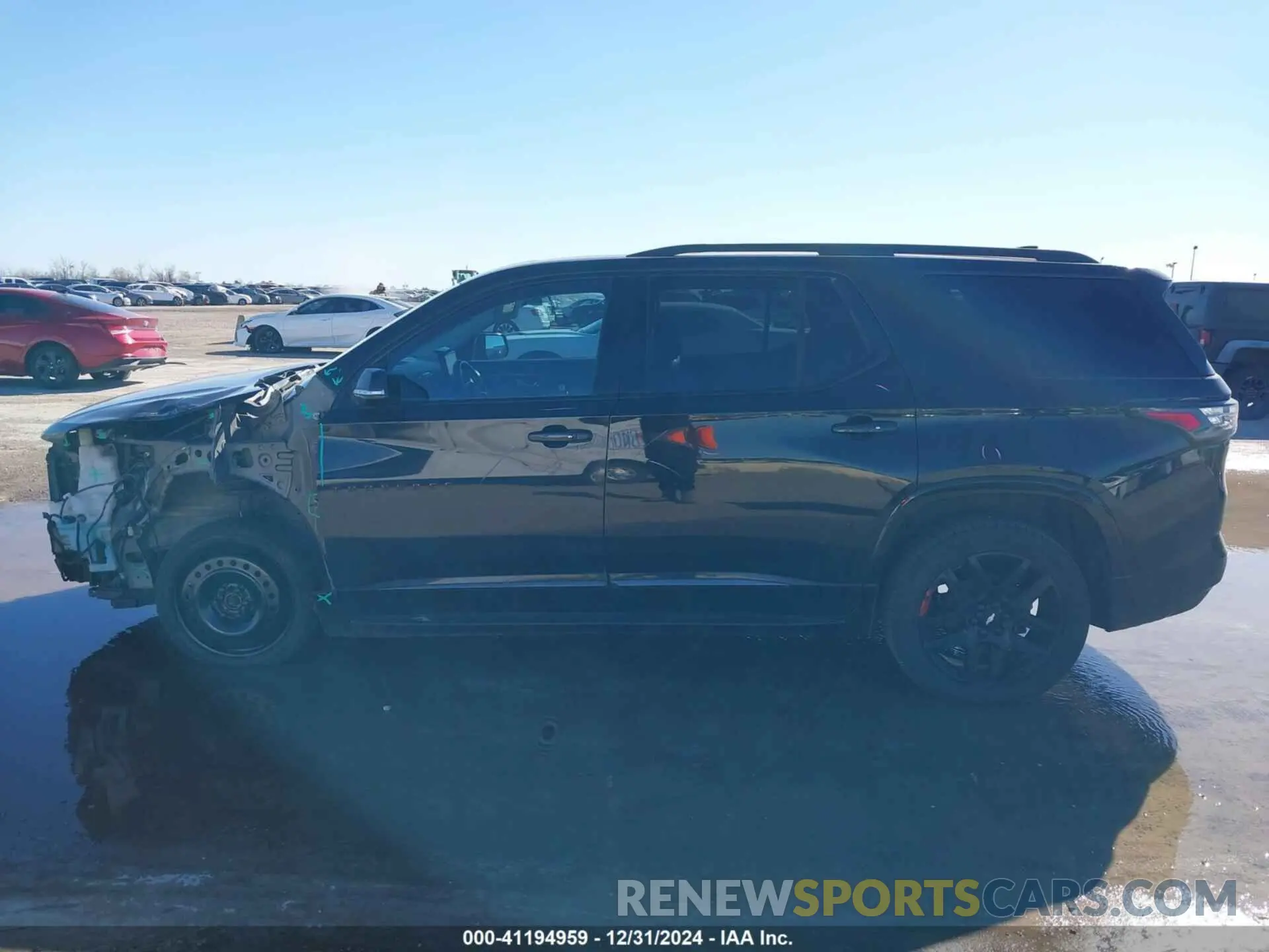 14 fotografías del automóvil dañado 1GNEVKKWXKJ142249 CHEVROLET TRAVERSE 2019