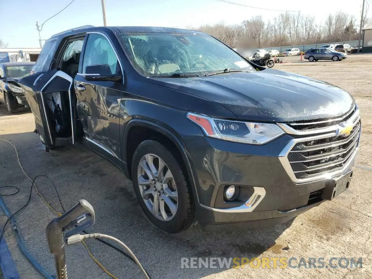 4 fotografías del automóvil dañado 1GNEVKKWXKJ162128 CHEVROLET TRAVERSE 2019