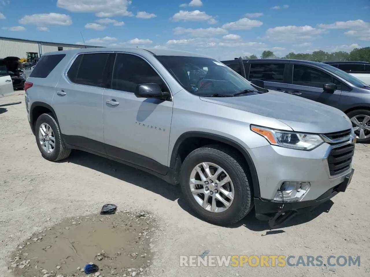 4 fotografías del automóvil dañado 1GNEVLKW3KJ109390 CHEVROLET TRAVERSE 2019