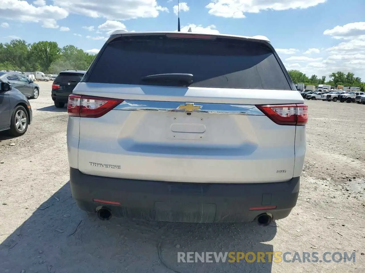 6 fotografías del automóvil dañado 1GNEVLKW3KJ109390 CHEVROLET TRAVERSE 2019