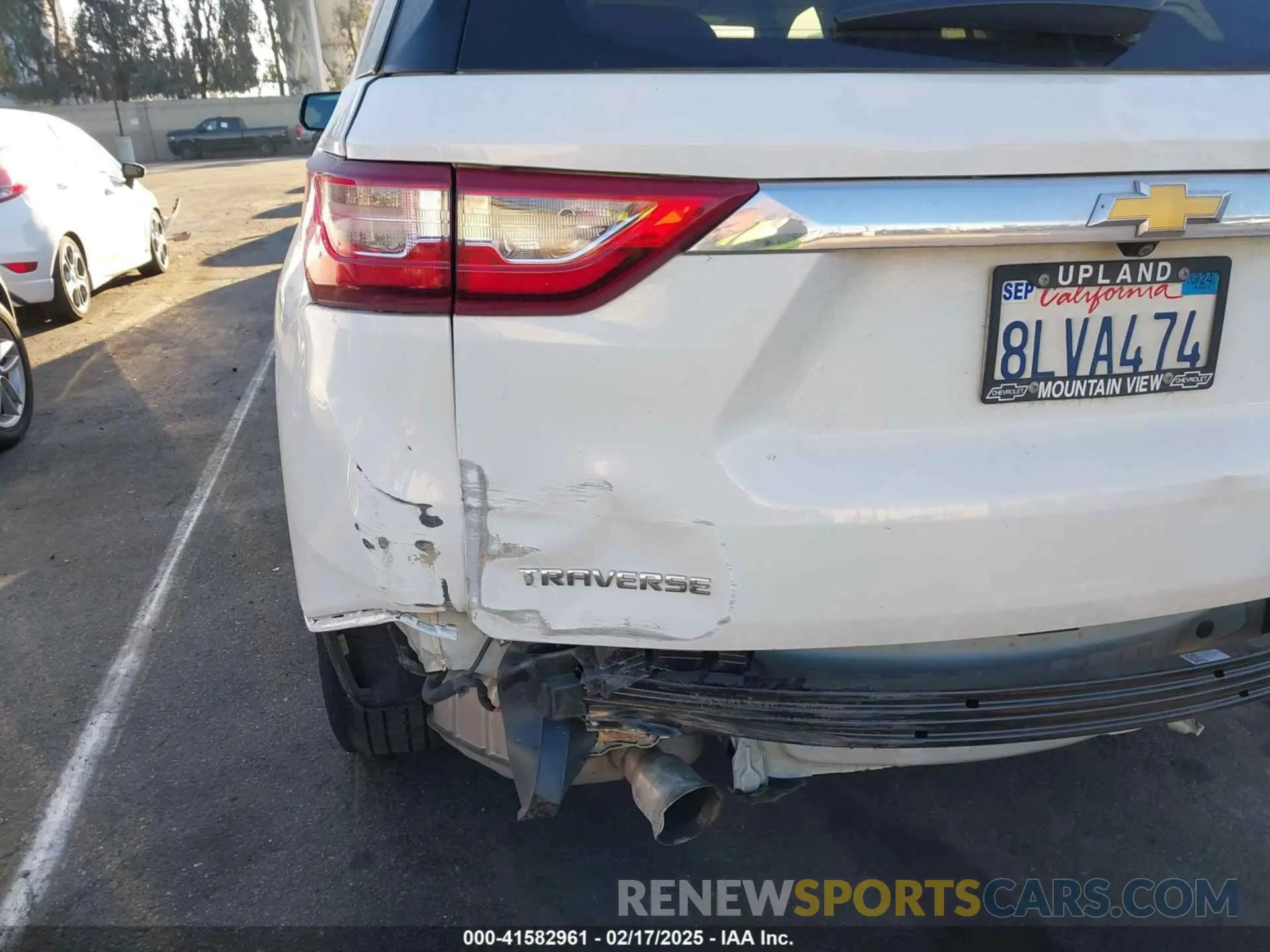 19 fotografías del automóvil dañado 1GNERFKW0LJ104557 CHEVROLET TRAVERSE 2020