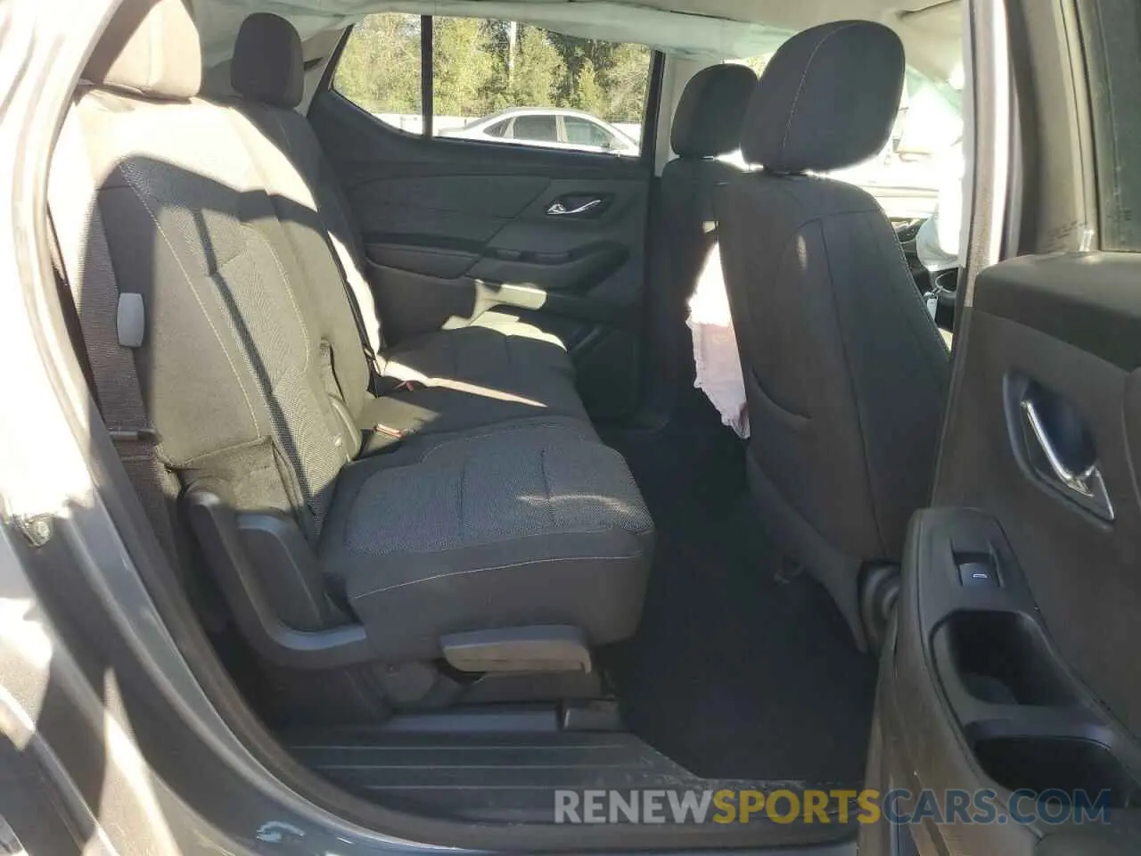 10 fotografías del automóvil dañado 1GNERFKW0LJ313216 CHEVROLET TRAVERSE 2020