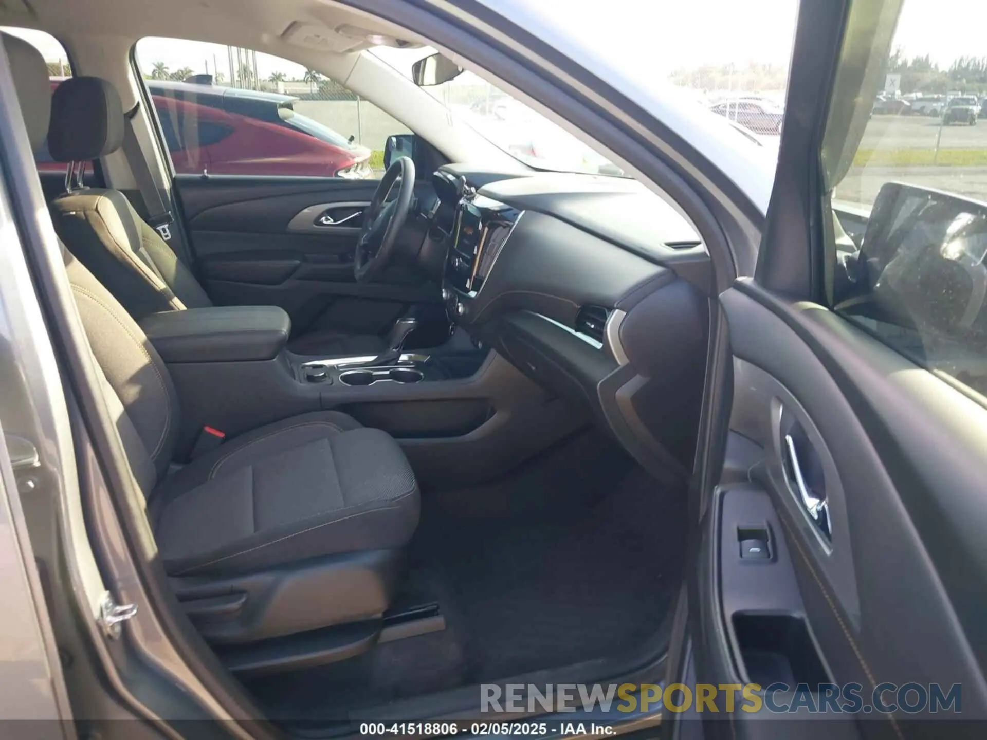 5 fotografías del automóvil dañado 1GNERFKW1LJ162600 CHEVROLET TRAVERSE 2020