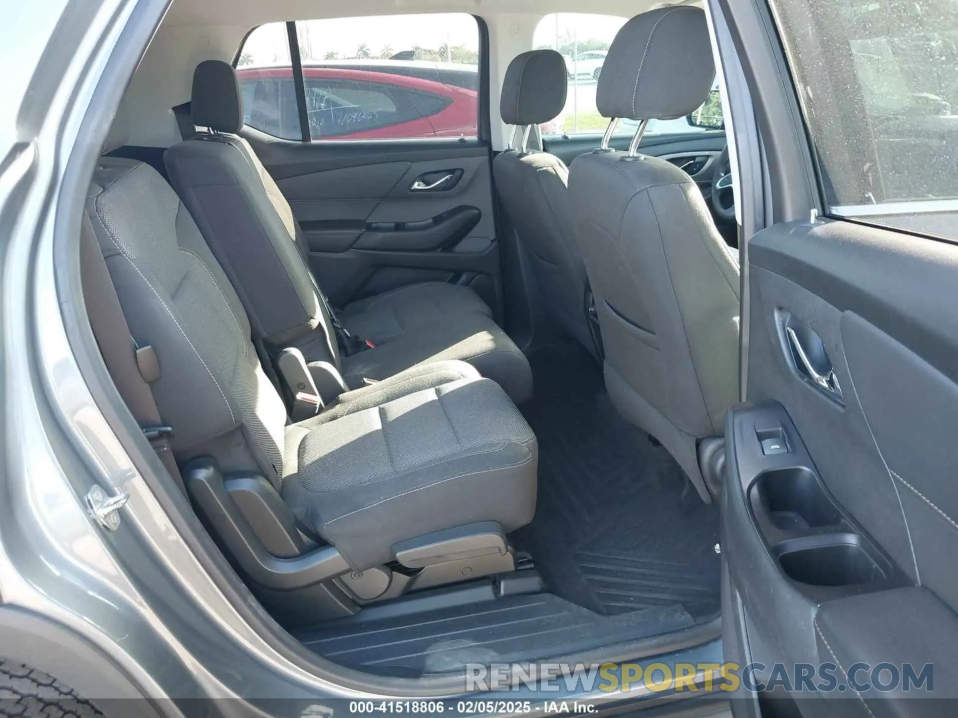 8 fotografías del automóvil dañado 1GNERFKW1LJ162600 CHEVROLET TRAVERSE 2020