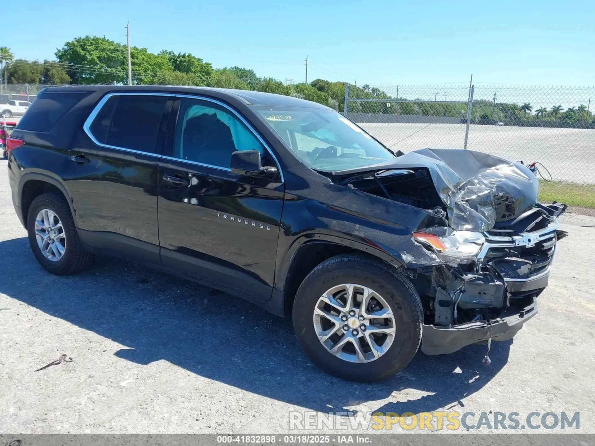 1 fotografías del automóvil dañado 1GNERFKW1LJ192566 CHEVROLET TRAVERSE 2020