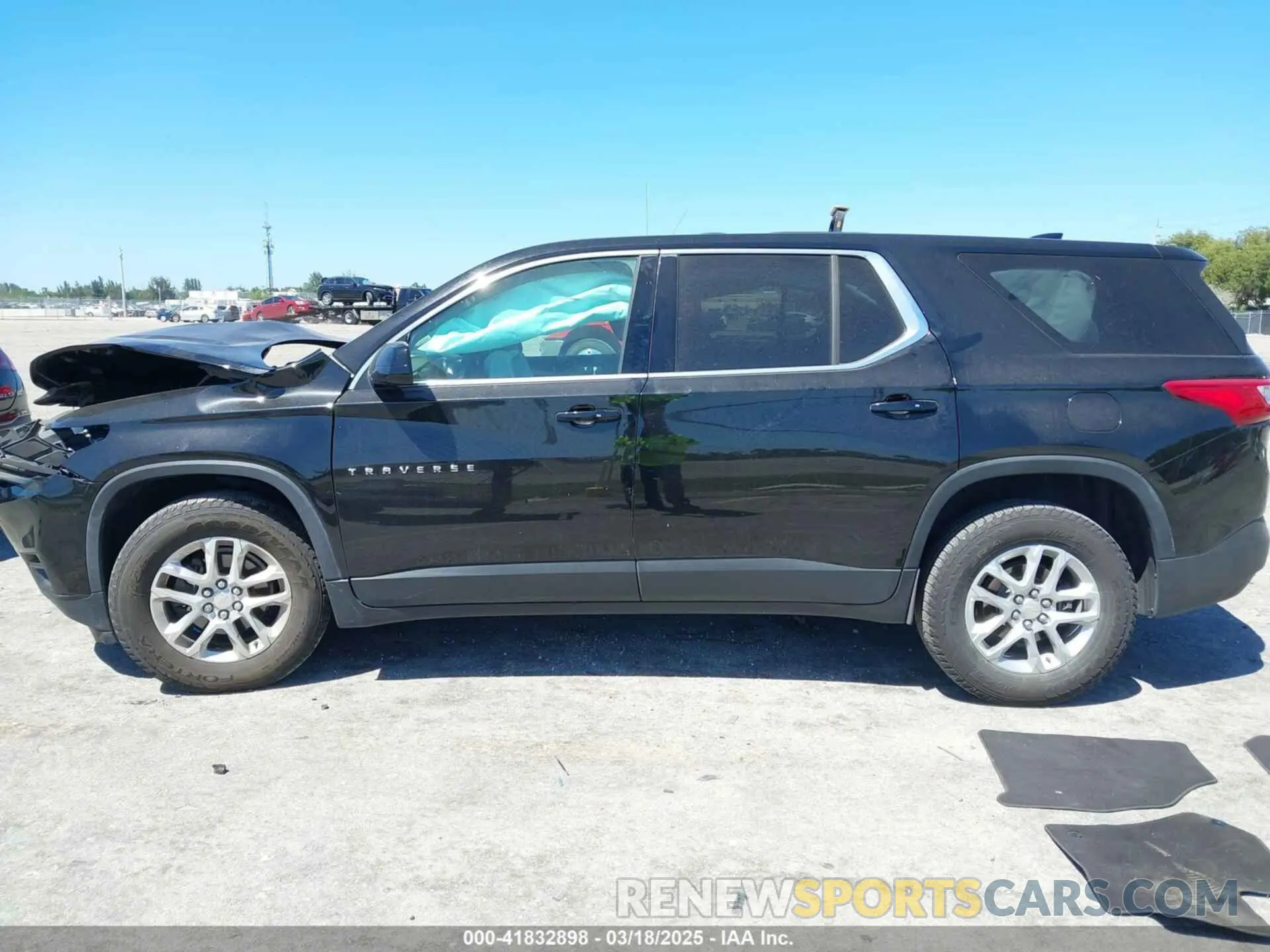 14 fotografías del automóvil dañado 1GNERFKW1LJ192566 CHEVROLET TRAVERSE 2020