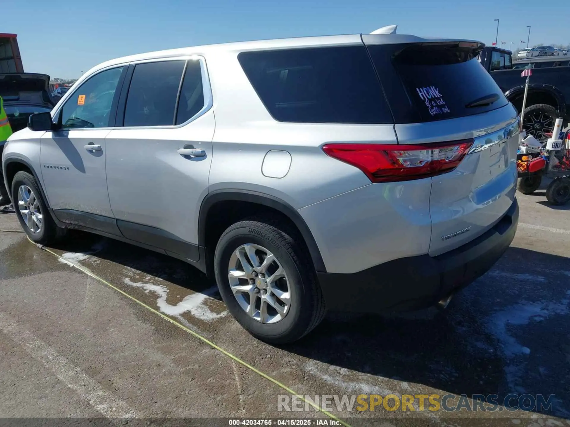 3 fotografías del automóvil dañado 1GNERFKW2LJ301147 CHEVROLET TRAVERSE 2020