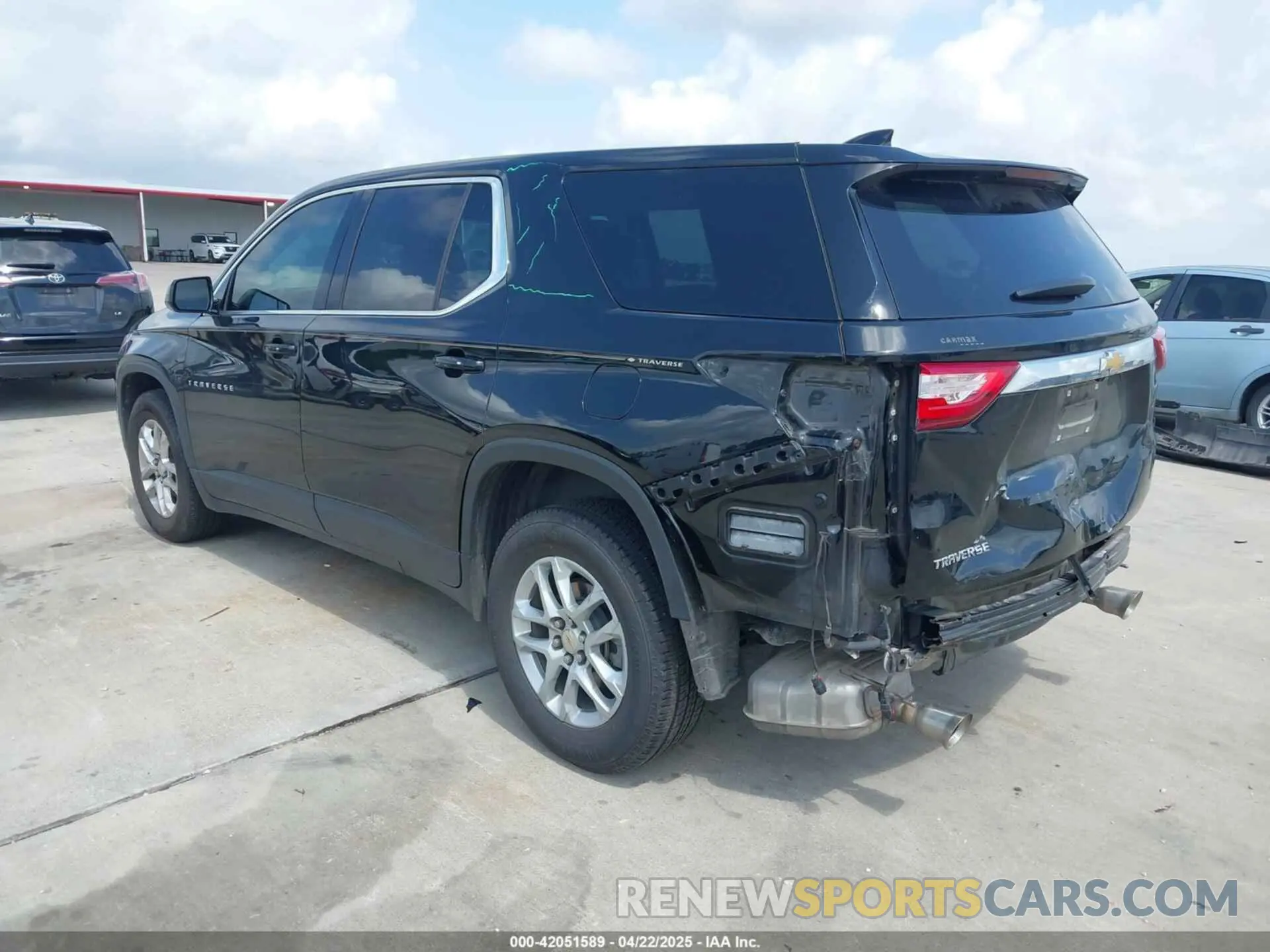 3 fotografías del automóvil dañado 1GNERFKW3LJ202434 CHEVROLET TRAVERSE 2020