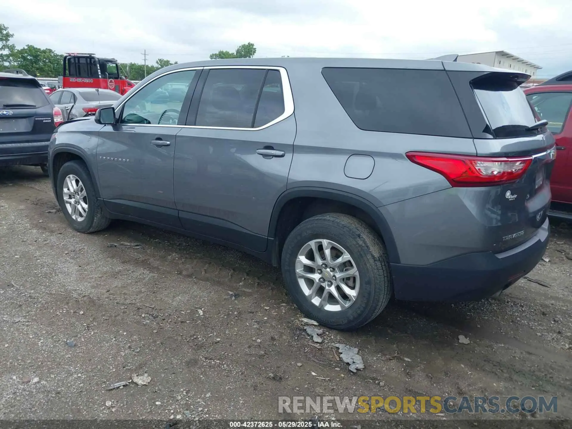 3 fotografías del automóvil dañado 1GNERFKW3LJ237541 CHEVROLET TRAVERSE 2020