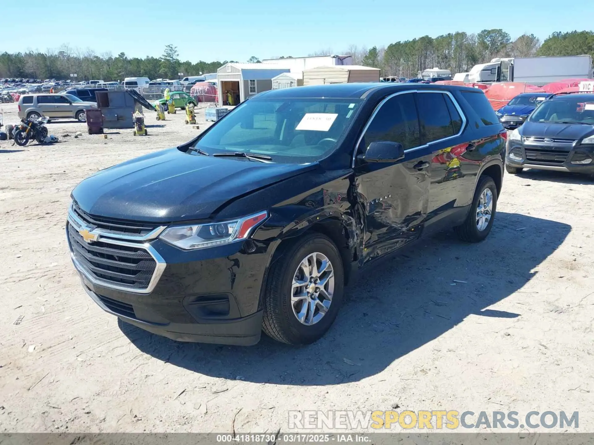 2 fotografías del automóvil dañado 1GNERFKW7LJ289125 CHEVROLET TRAVERSE 2020