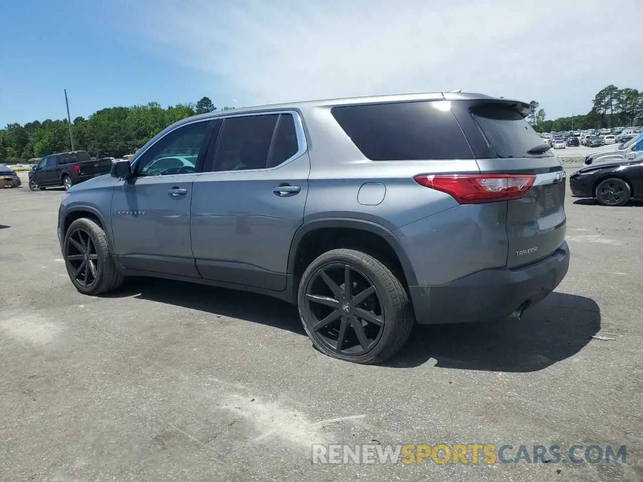 2 fotografías del automóvil dañado 1GNERFKW8LJ139668 CHEVROLET TRAVERSE 2020